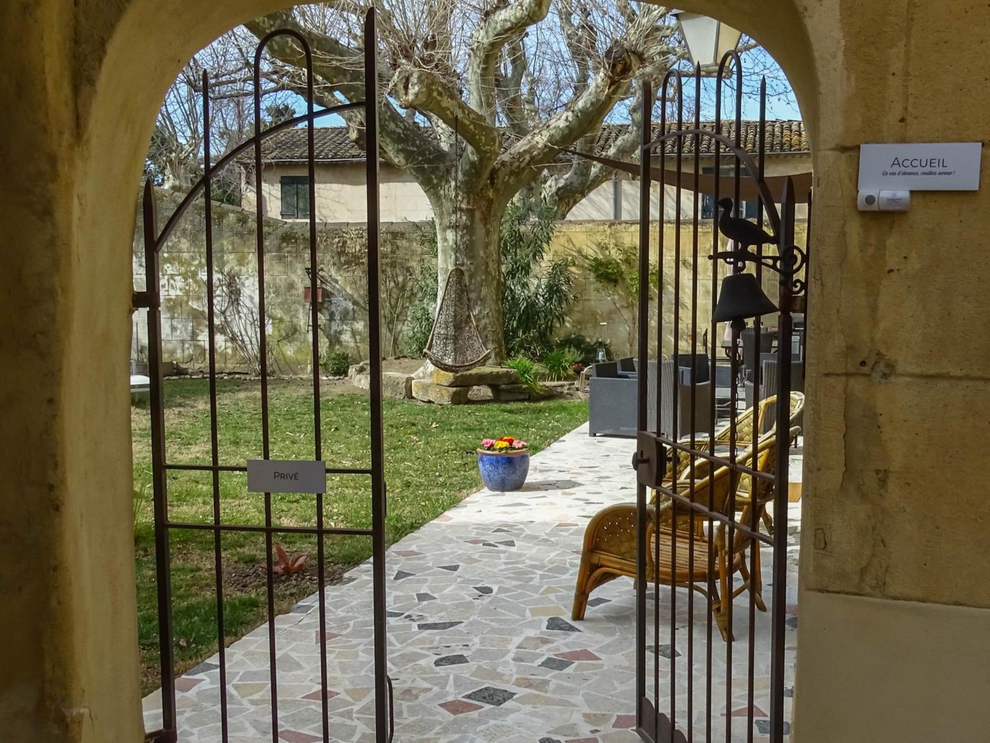 Clos St Pierre De Fraisse Avignon Ngoại thất bức ảnh